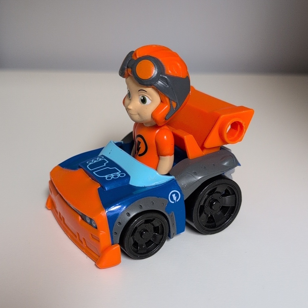 🩷4/$20🩷 Rusty Rivets Rusty Racer Car Toy - Picture 2 of 4